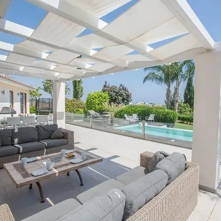 Oscar Domain Villa Protaras