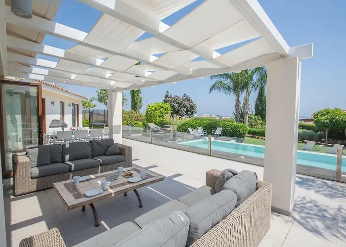 Oscar Domain Villa Protaras