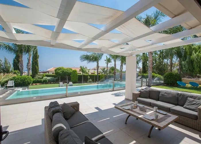 Oscar Domain Villa Protaras