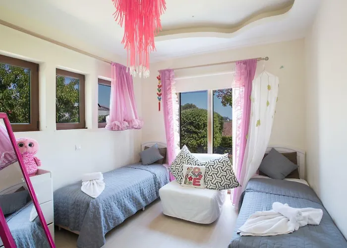 Oscar Domain Protaras